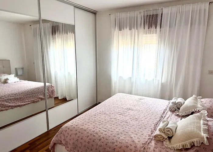 Dama Lejlighed Kaštela