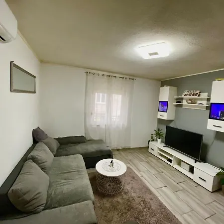 Апартаменты Dama